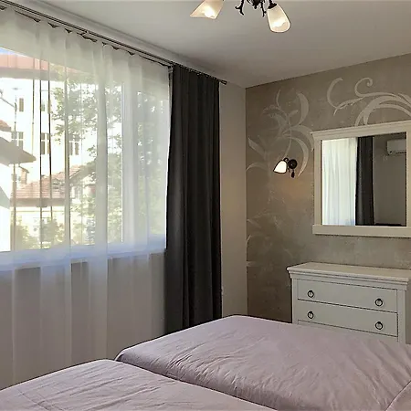 Penthouse Tsarevets Apartman *
